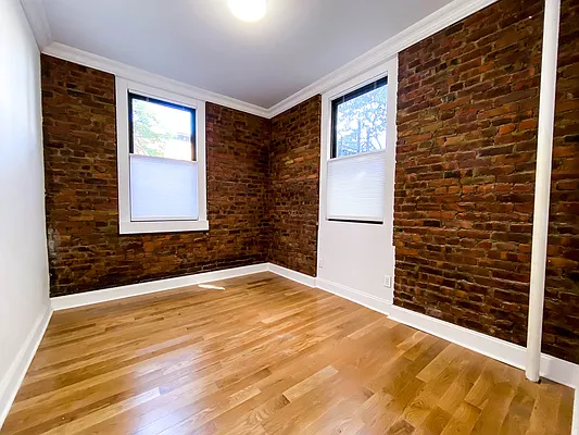 Rented by Voro New York | media 27