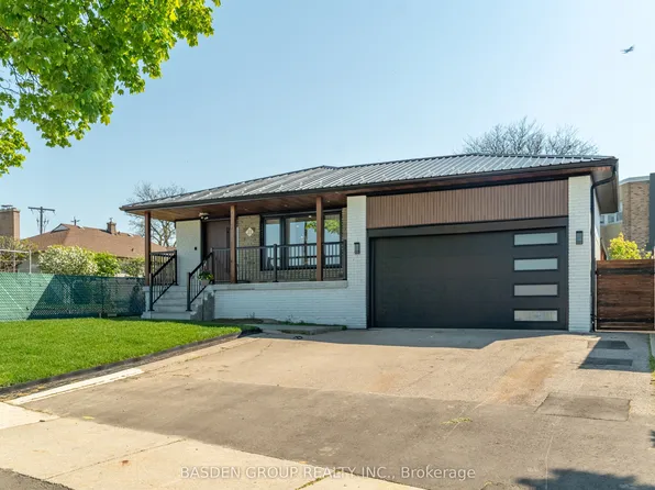 21 Mayberry Rd, Toronto, ON M3N 2A5
