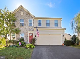 18 Manorwood Dr, Fredericksburg, VA 22406