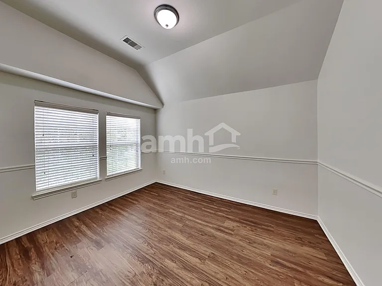15818 Shoreline Terrace Dr — Photo 16