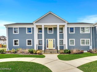 306 Deal Lake Dr UNIT 42, Asbury Park, NJ 07712