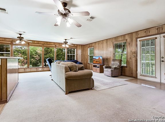 5th image of 354 Meadow Lake Dr