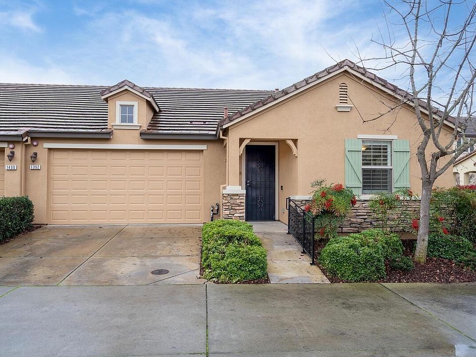 1st image of 1392 Marseille Ln
