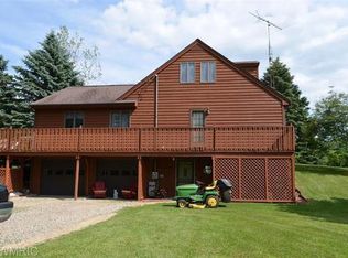 3330 N Lake Wilson Rd, Hillsdale, MI 49242
