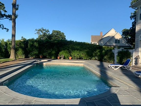 3rd image of 68 Crescent Ct