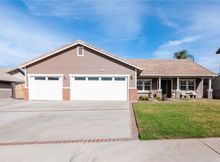 35614 Country Creek Dr, Yucaipa, CA 92399
