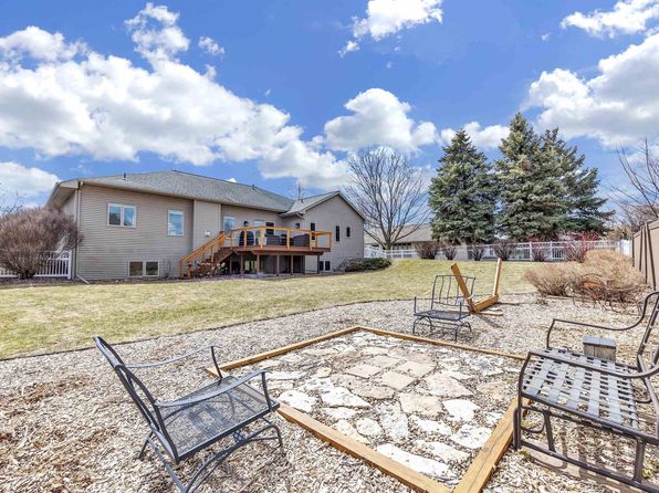 3265 Sitka St, Green Bay, WI 54311