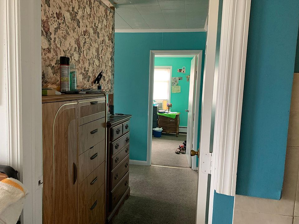 1st image of 529 Lake Ave APT A