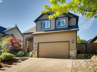 40484 Buck St, Sandy, OR 97055