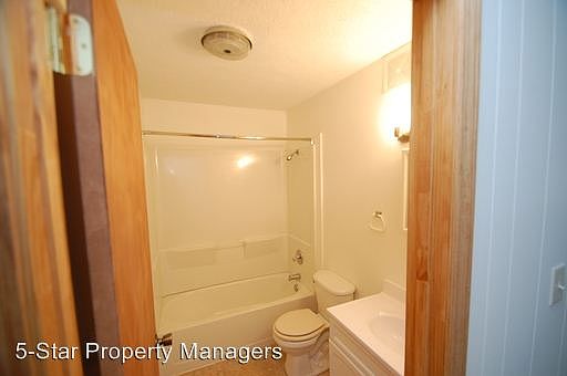 2nd image of 523 E Douglas St APT 4