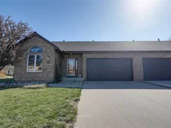 507 NW Ashurst Ct, Lees Summit, MO 64081