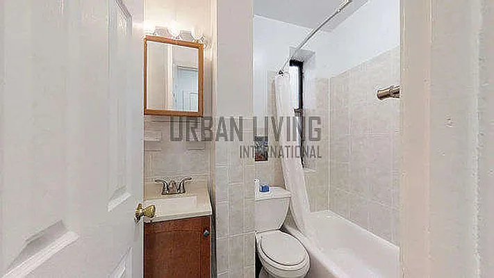 Rented by Urban Living | media 10