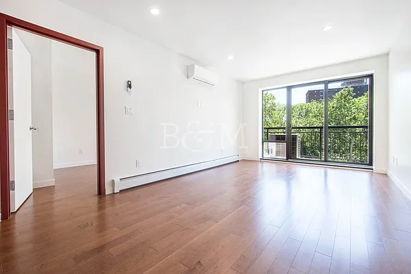 Rented by Brick&Mortar | media 6