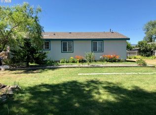 200 4th St, North Powder, OR 97867