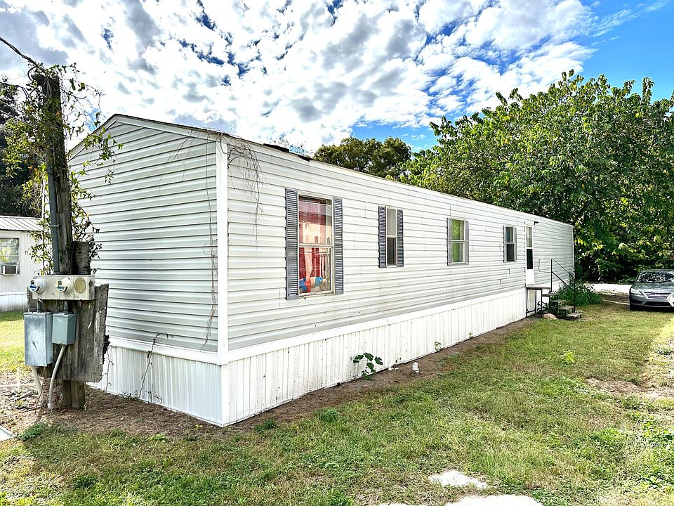 1st image of 183 NE James Ave