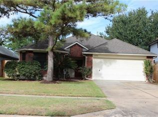 16930 Blue Mist Cir, Sugar Land, TX 77498