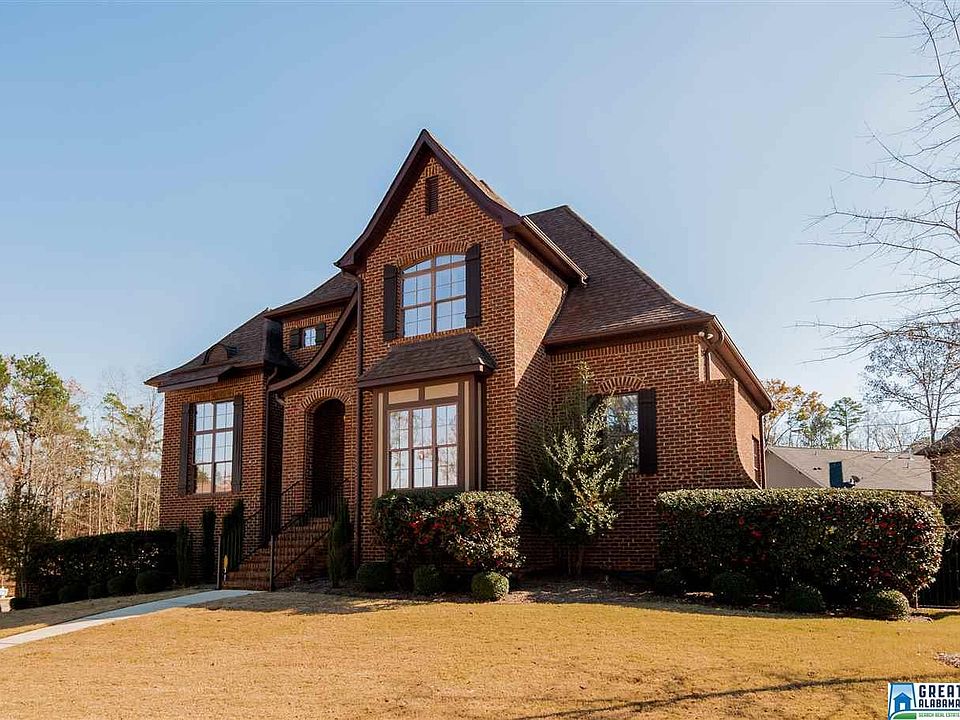 1st image of 212 Wisteria Ln