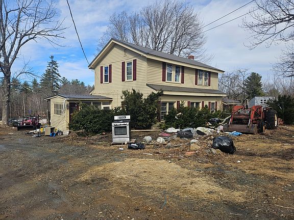 2nd image of 304 Currier Rd