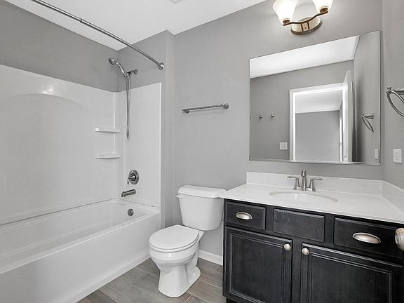 2nd image of 4336 Monroe Ave #4336