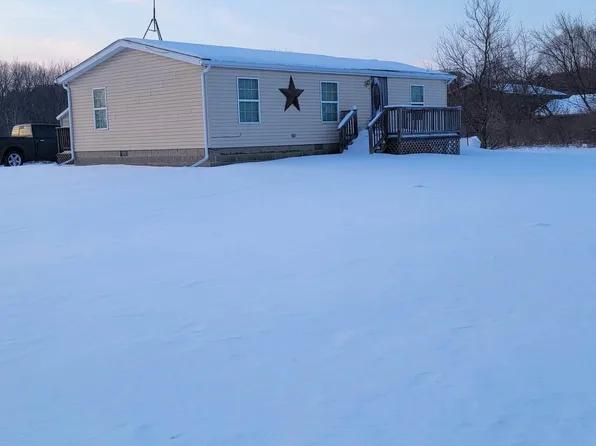 4182 Caine Rd, Vassar, MI 48768