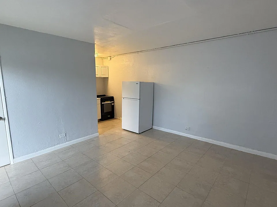 3300 Broadway #7