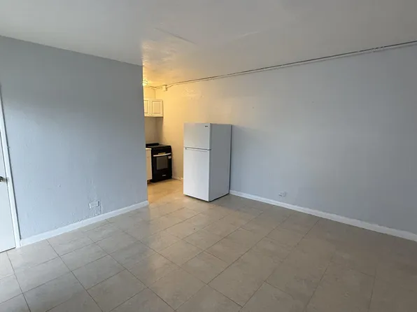 3300 Broadway APT 7, West Palm Beach, FL 33407