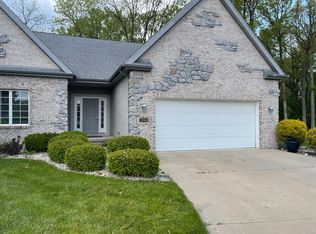 7858 Braeburn Rd, Holland, OH 43528