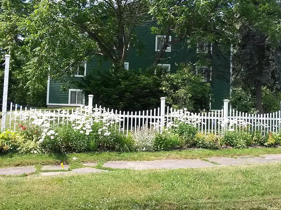 7697 N State St Lowville, NY, 13367 Apartments for Rent Zillow