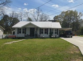 439 Hennessey St, Camden, AR 71701