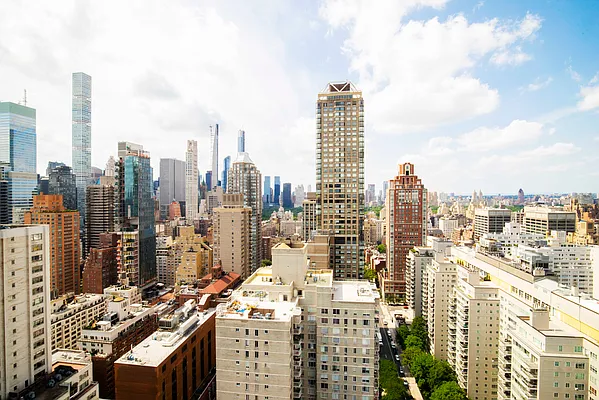 Rented by Balen Real Estate, LLC | media 17