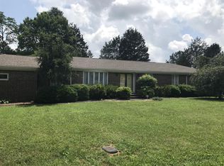 107 Lakeview Dr, Decherd, TN 37324
