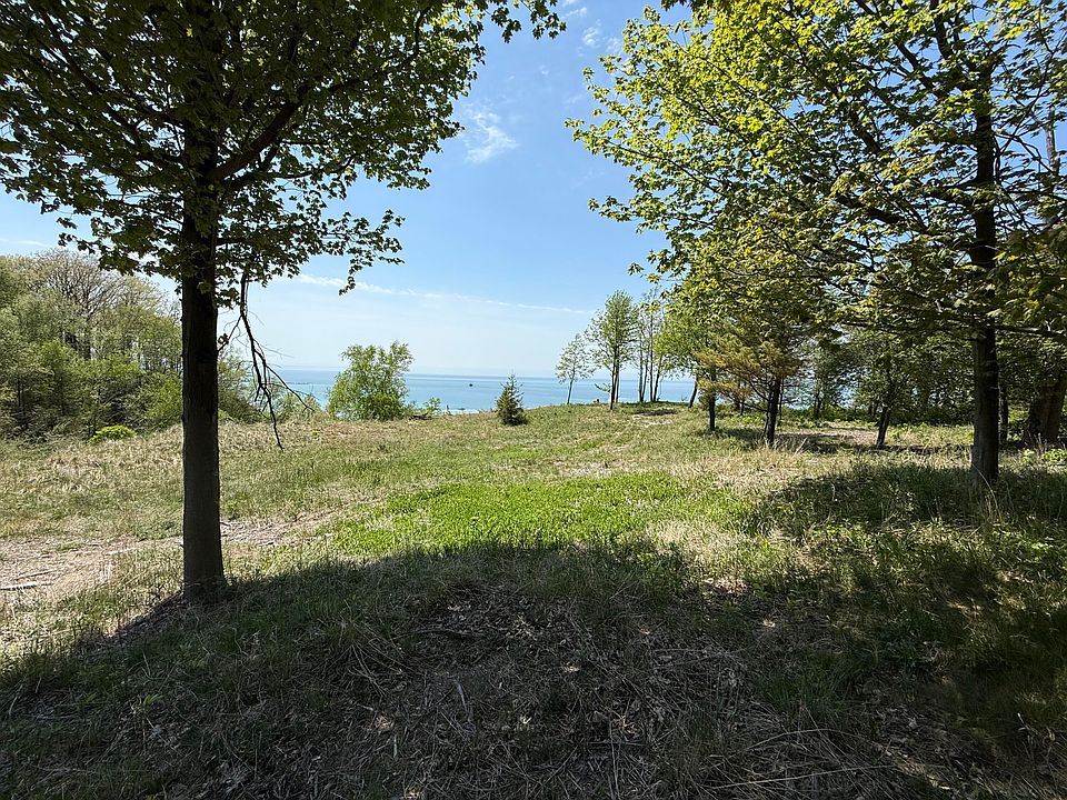 1st image of Waterfront S Lakeshore Dr