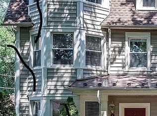 1157 Cleveland Ave, Wyomissing, PA