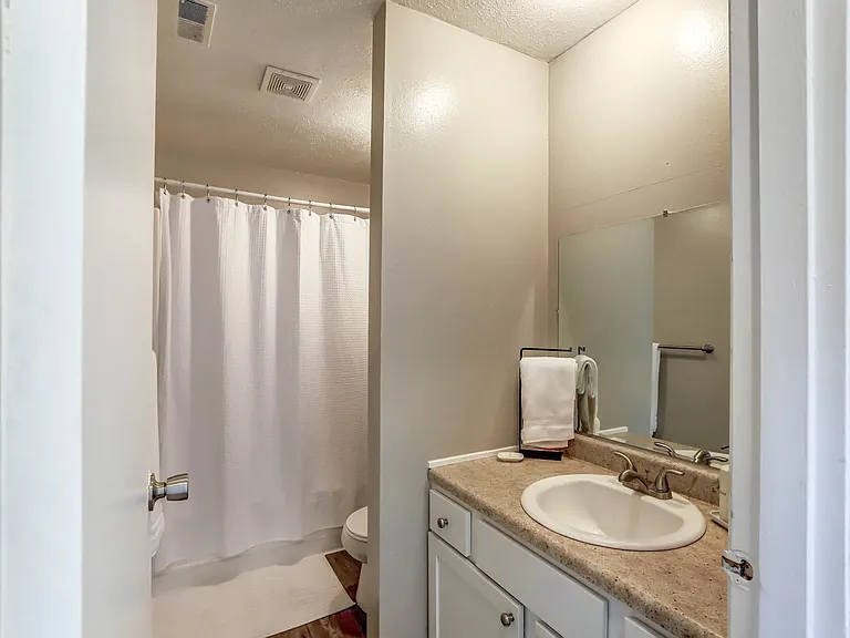 Aspen Meadows — Photo 28