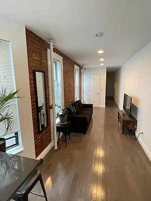 Rented by CNYC Apartments | media 46