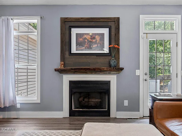 255 W Hedgelawn Way — Photo 12