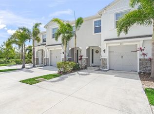8711 Palmer Park Cir, Sarasota, FL 34238