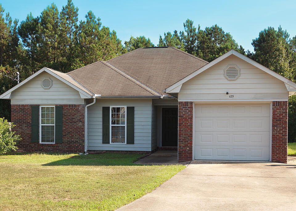 1st image of 425 Spurlin Ct