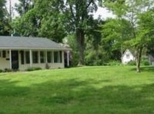 25 Cascade Ter, Burlington, IA 52601