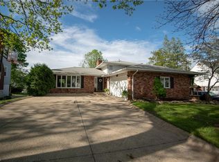 675 E Ford Ave, Barberton, OH 44203