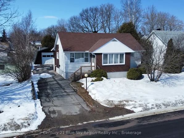 215 Princess St W, North Bay, ON P1B 6C4