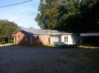 134 27th St NW, Hickory, NC 28601