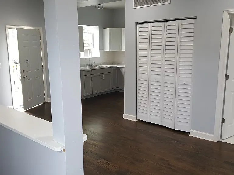 313 S Albany Ave #2 — Photo 2