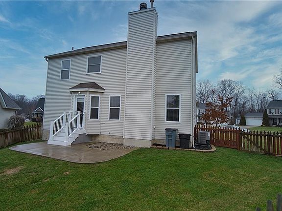 3rd image of 1044 Wood Park Ln