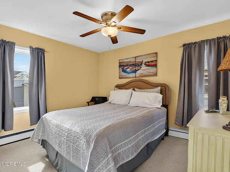 211 Lareine Ave — Photo 21