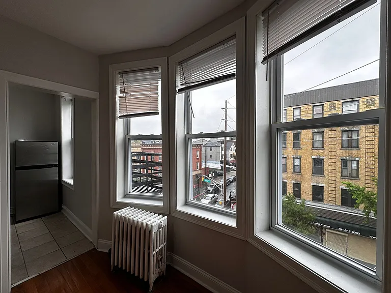 520 Central Ave #7E — Photo 5