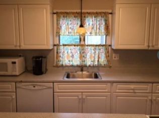 6 Winding Pond Rd #1, Londonderry, NH 03053