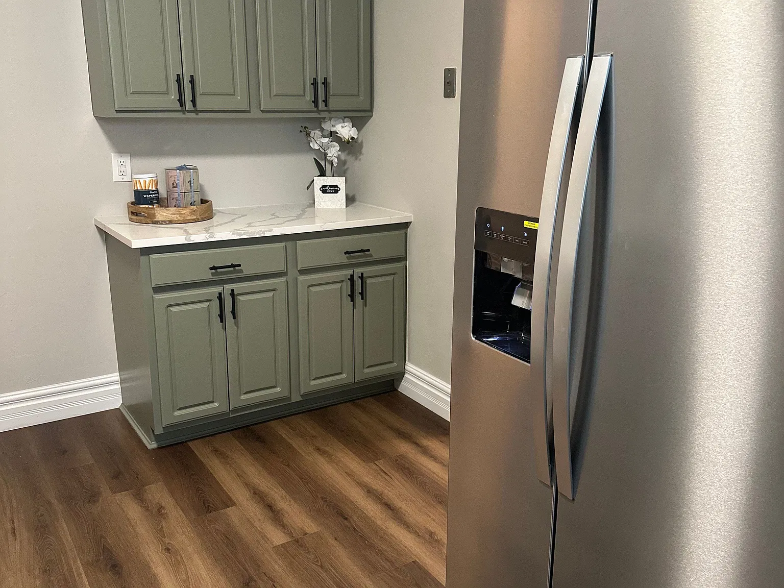 4 bed, 2.0 bath, 1300 sqft, $2,700 — Photo 3