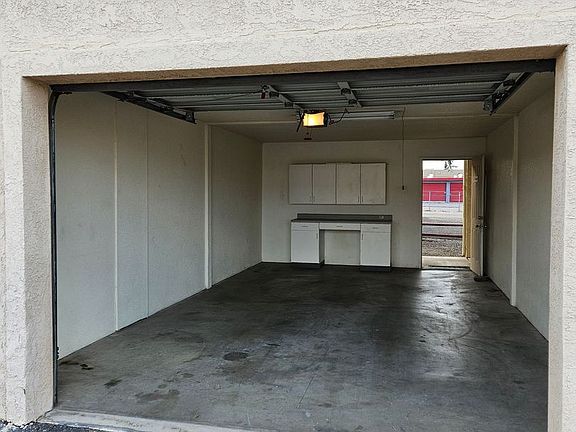 3rd image of 1245 Agate Ave #4