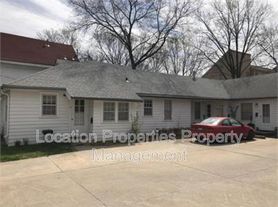 121 W 14th St